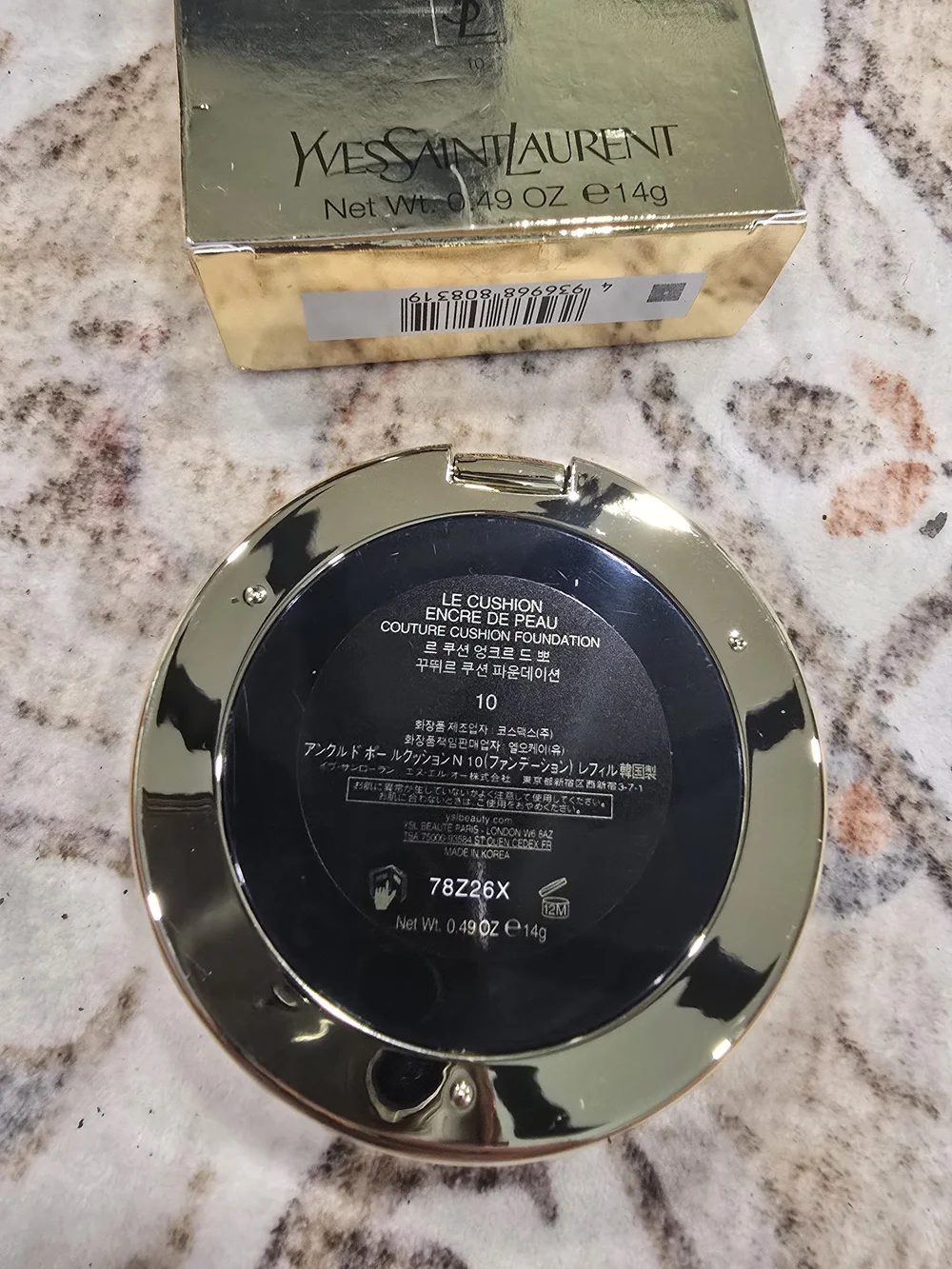 Yves Saint Laurent Quilted Le Cushion Foundation Compact In Shade 10